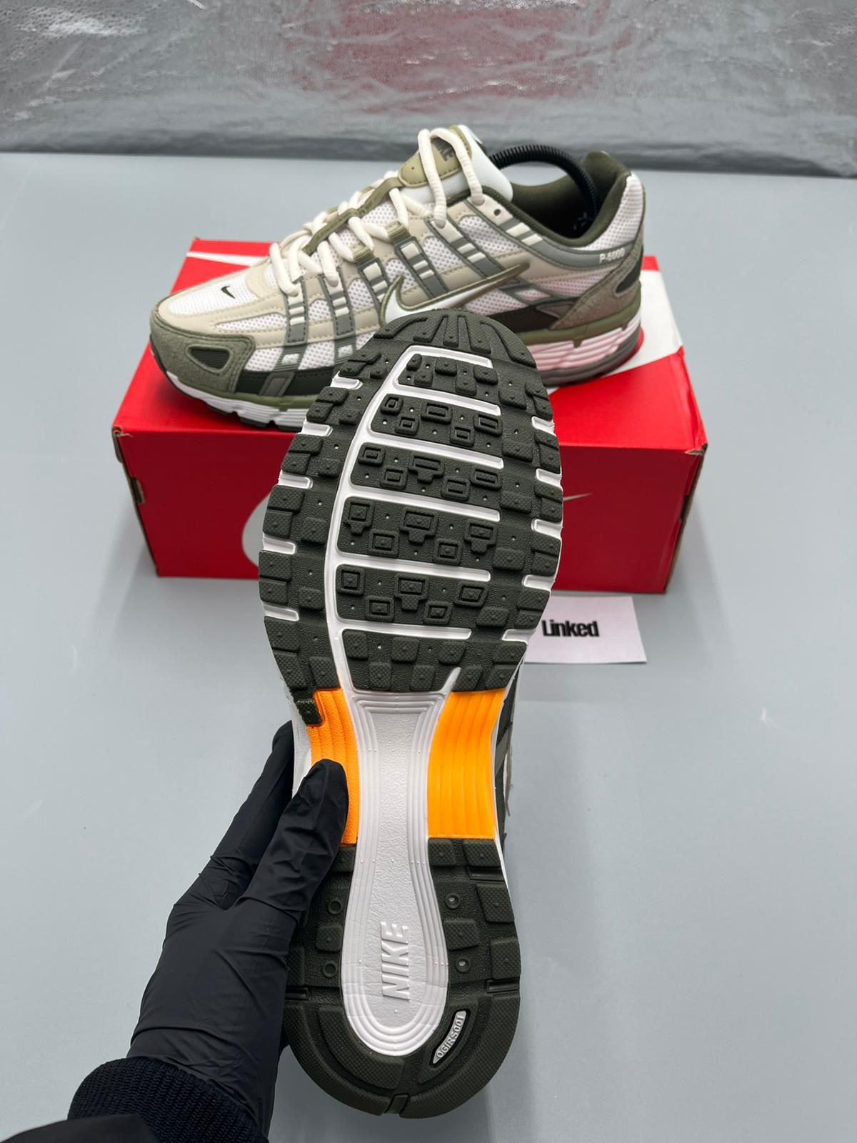 NIKE P-6000 CARGO KHAKI ARMY