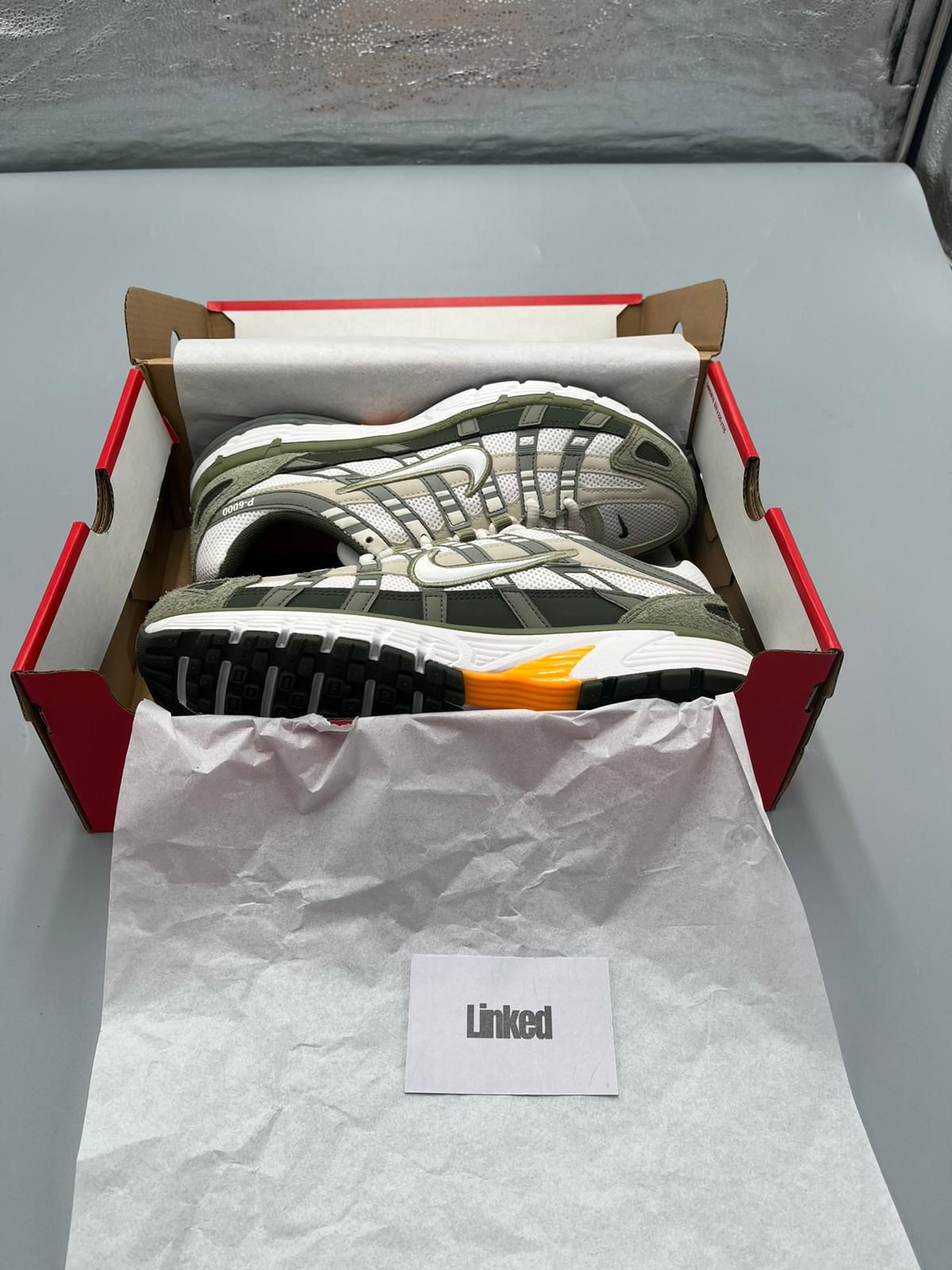 NIKE P-6000 CARGO KHAKI ARMY